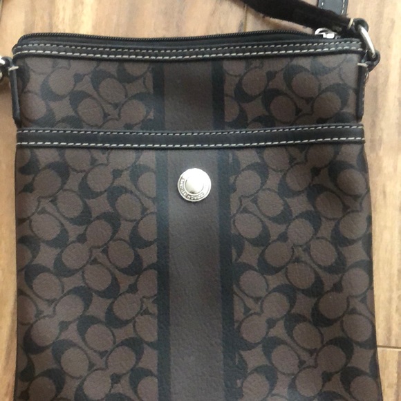 Brown & Black Leather Coach Kitt Crossbody Purse - Picture 1 of 4